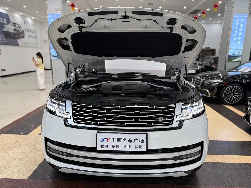 Range Rover 2023 3.0 L6 400PS Creation Extended Edition