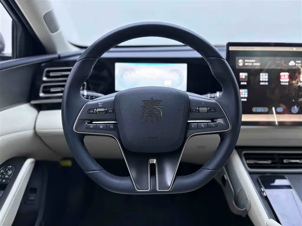 秦L 2024款 DM-i 120KM 卓越型 **Translated:** Qin L 2024 DM-i 120KM Excellence Edition
