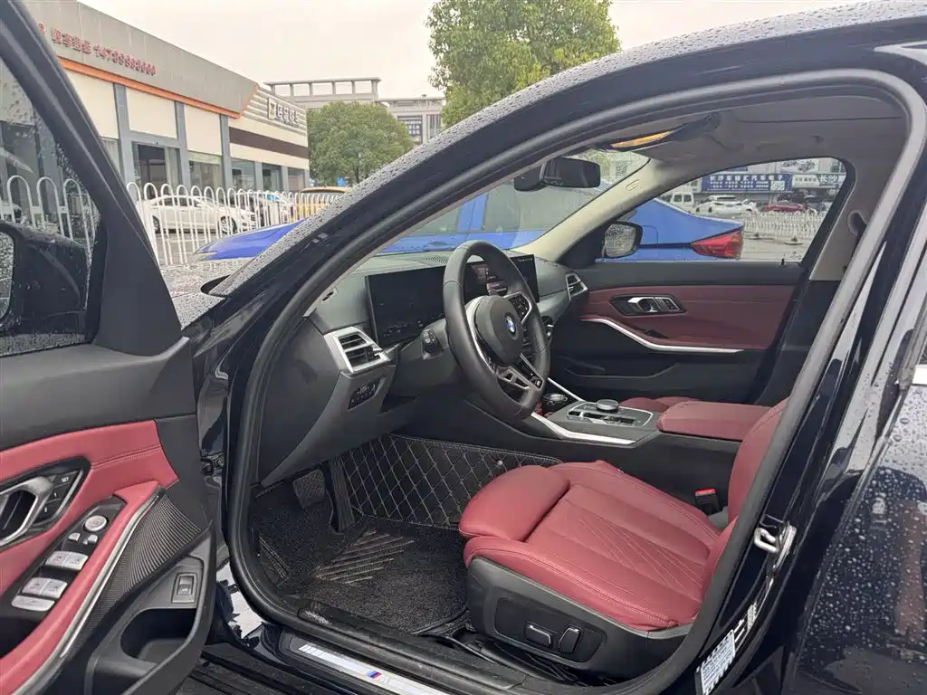 BMW 3 Series 2025 325Li M Sport Package
