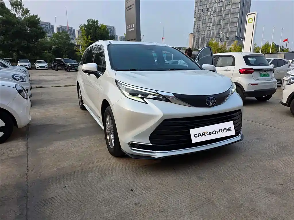 Sienna 2021 2.5L Hybrid Comfort Edition