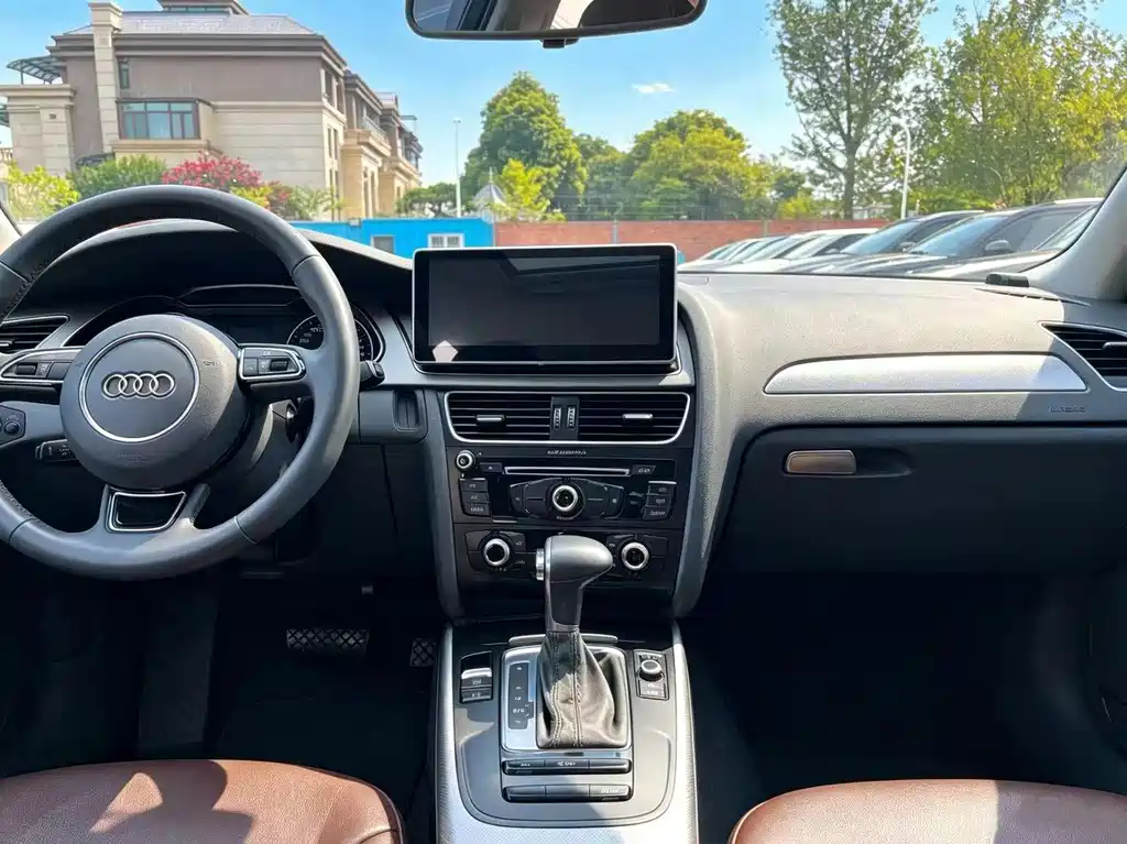 Audi A4L 2016 model 35 TFSI automatic standard edition