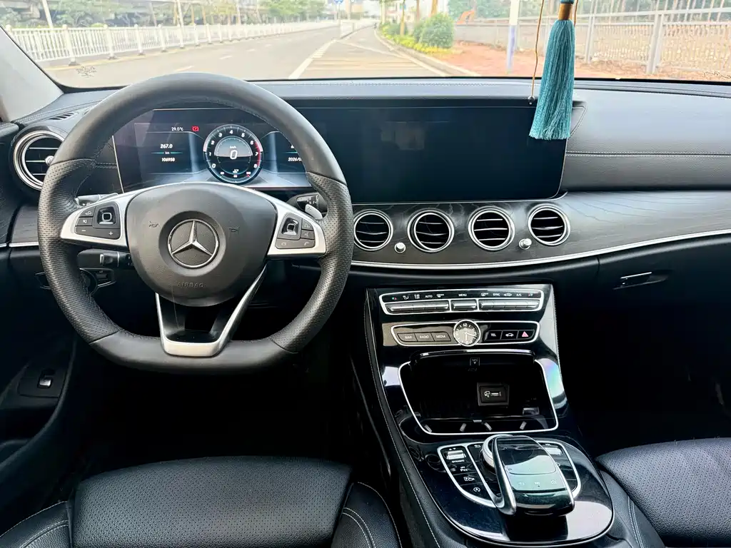 Mercedes-Benz E-Class 2016 E 200 L Sportline