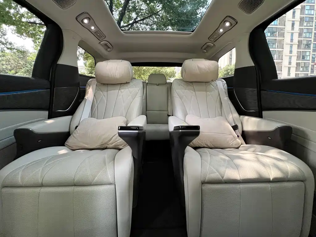 Tengri D9 2025 Model DM-i Intelligent Driving Edition 1020 All-Wheel Drive Prestige Version