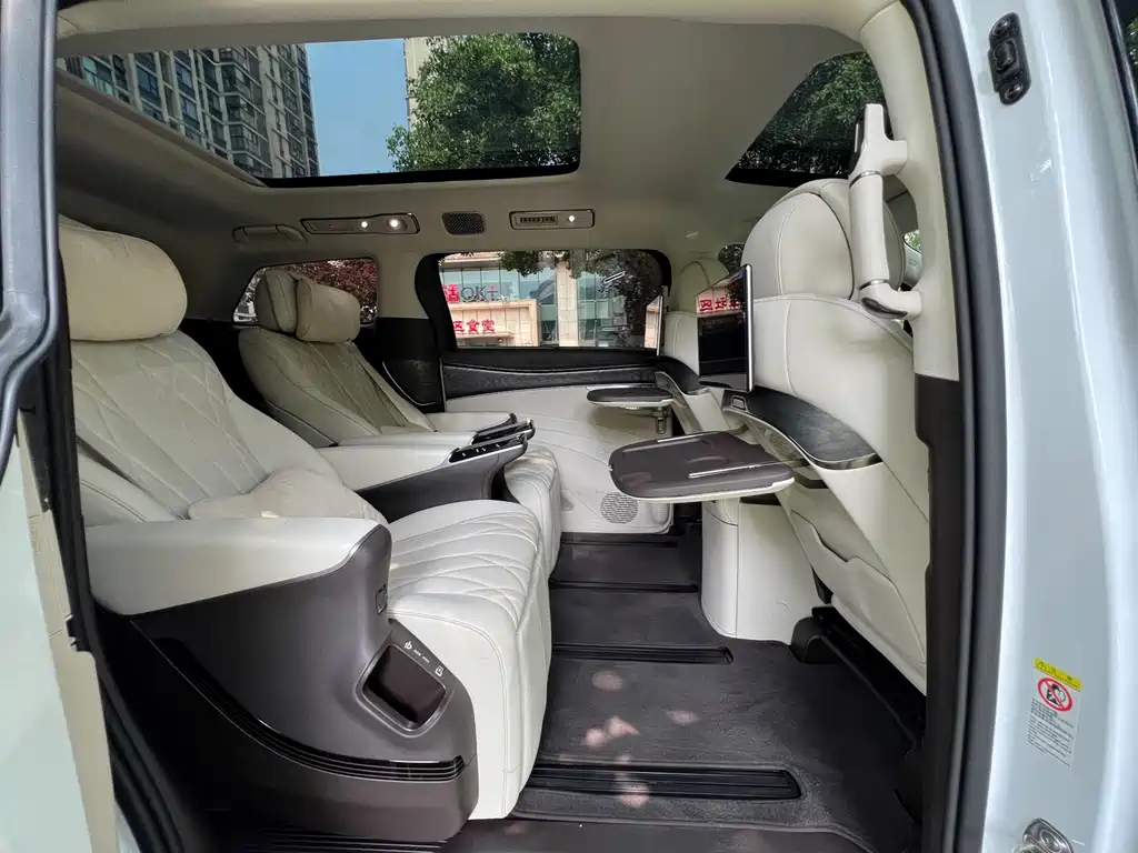 Tengri D9 2025 Model DM-i Intelligent Driving Edition 1020 All-Wheel Drive Prestige Version