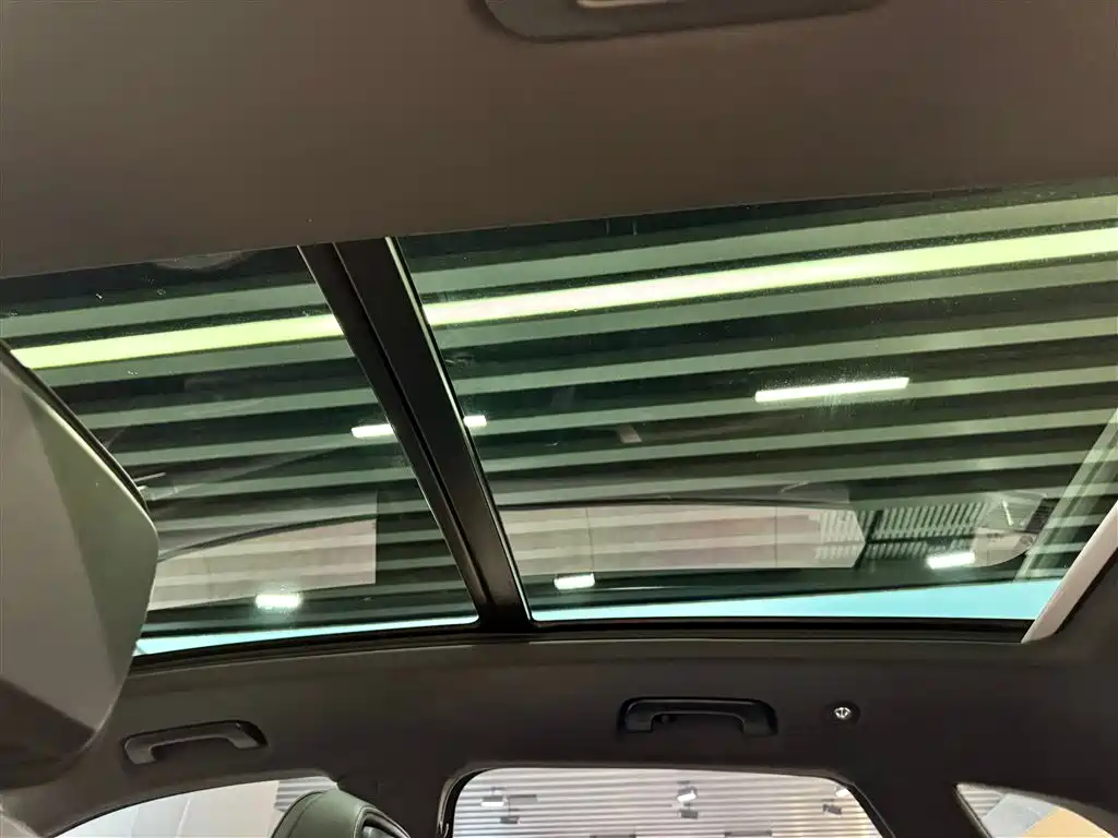 Audi Q5L 2025 model Luxury Dynamic Edition