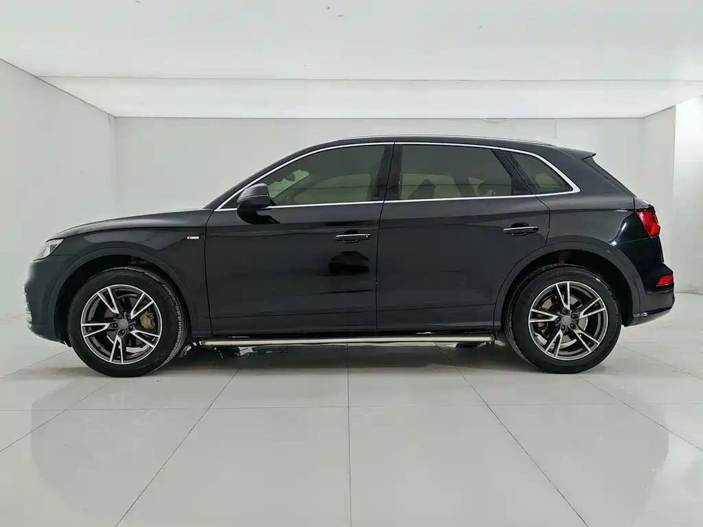 Audi Q5L 2020 40 TFSI Luxury Fashion Edition