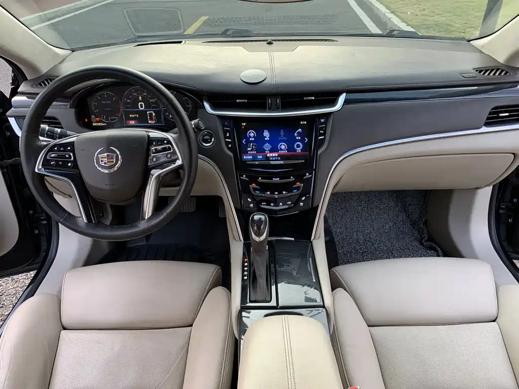 Cadillac XTS 2015 28T Platinum Edition
