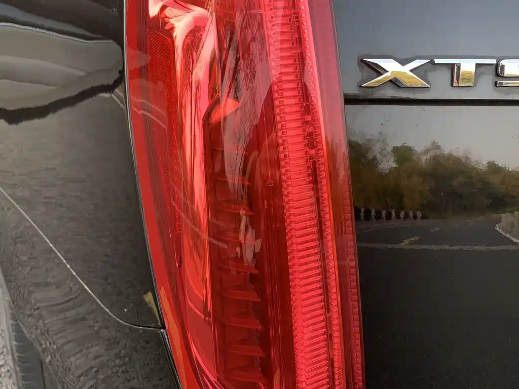 Cadillac XTS 2015 28T Platinum Edition