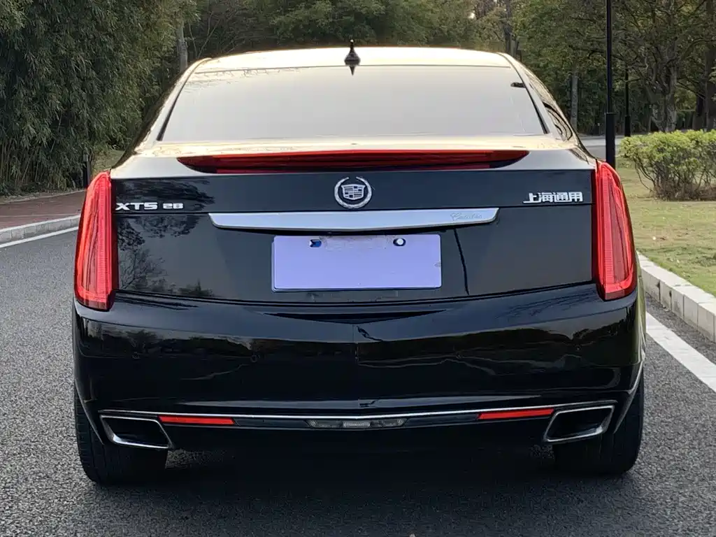 Cadillac XTS 2015 28T Platinum Edition