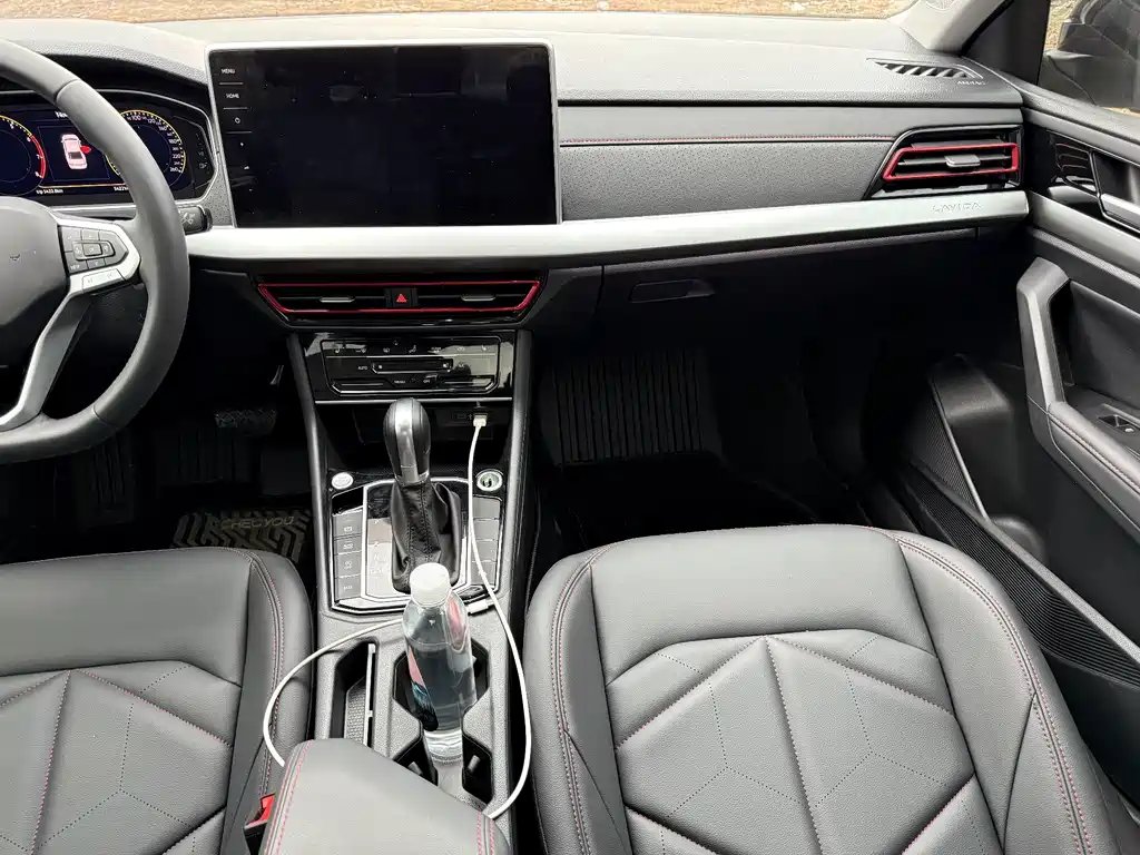 Lavida 2026 300TSI DSG Starlight Leading Edition