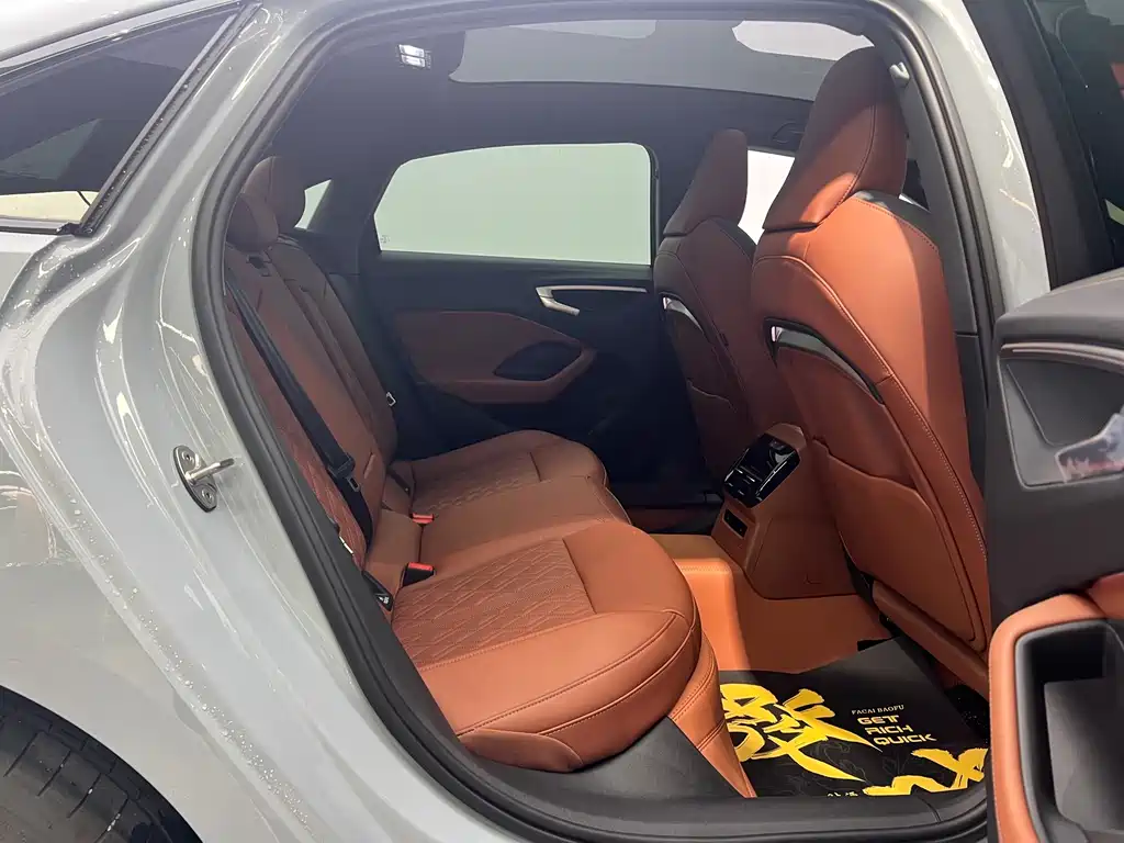 Audi A5 L 2026 model Sport Plus
