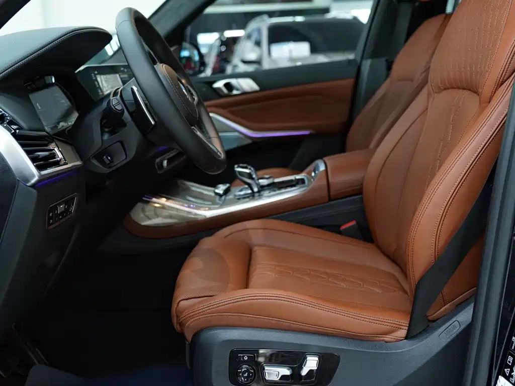 BMW X7 2020 xDrive40i Administrative M Sport Package