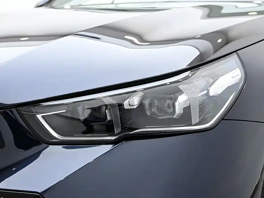 BMW i5 2025 model eDrive 40L M Sport Package