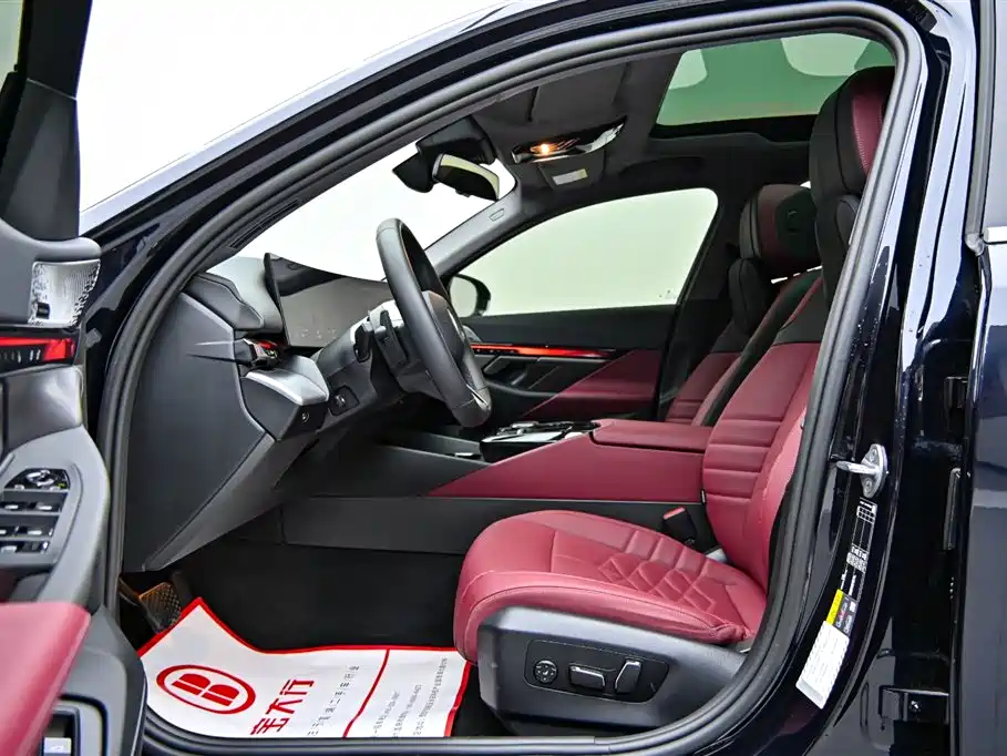 BMW i5 2025 model eDrive 40L M Sport Package