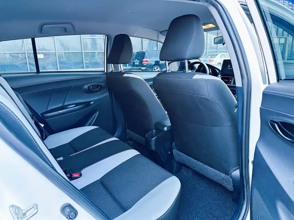 Yaris L 2022款 Yaris X 1.5L CVT Leading PLUS Edition