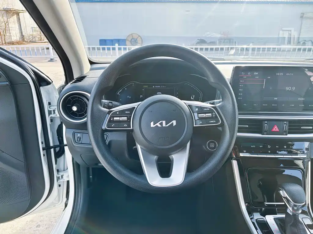 Kia K3 2021 Facelift 1.5L CVT Style Edition