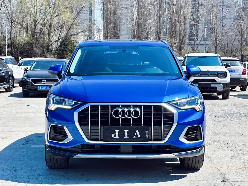 Audi Q3 2021 35 TFSI Fashion Elegance Edition