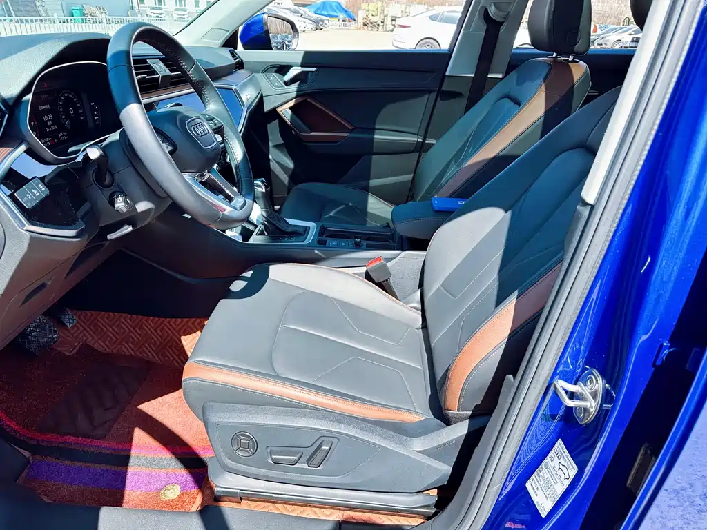 Audi Q3 2021 35 TFSI Fashion Elegance Edition