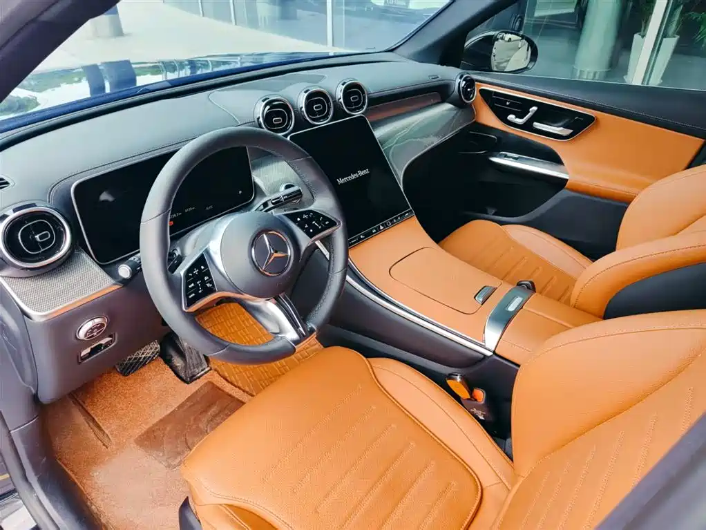 Mercedes-Benz GLC 2026 260 L 4MATIC Dynamic Edition