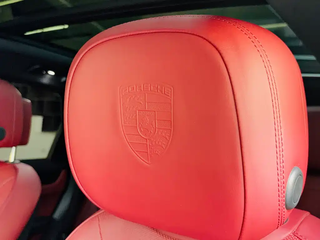Cayenne 2022 Platinum Edition 3.0T