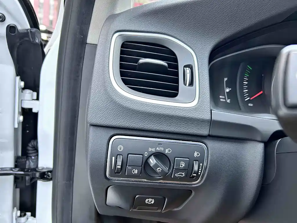 Volvo S60 2016 S60L T3 SmartDrive Edition