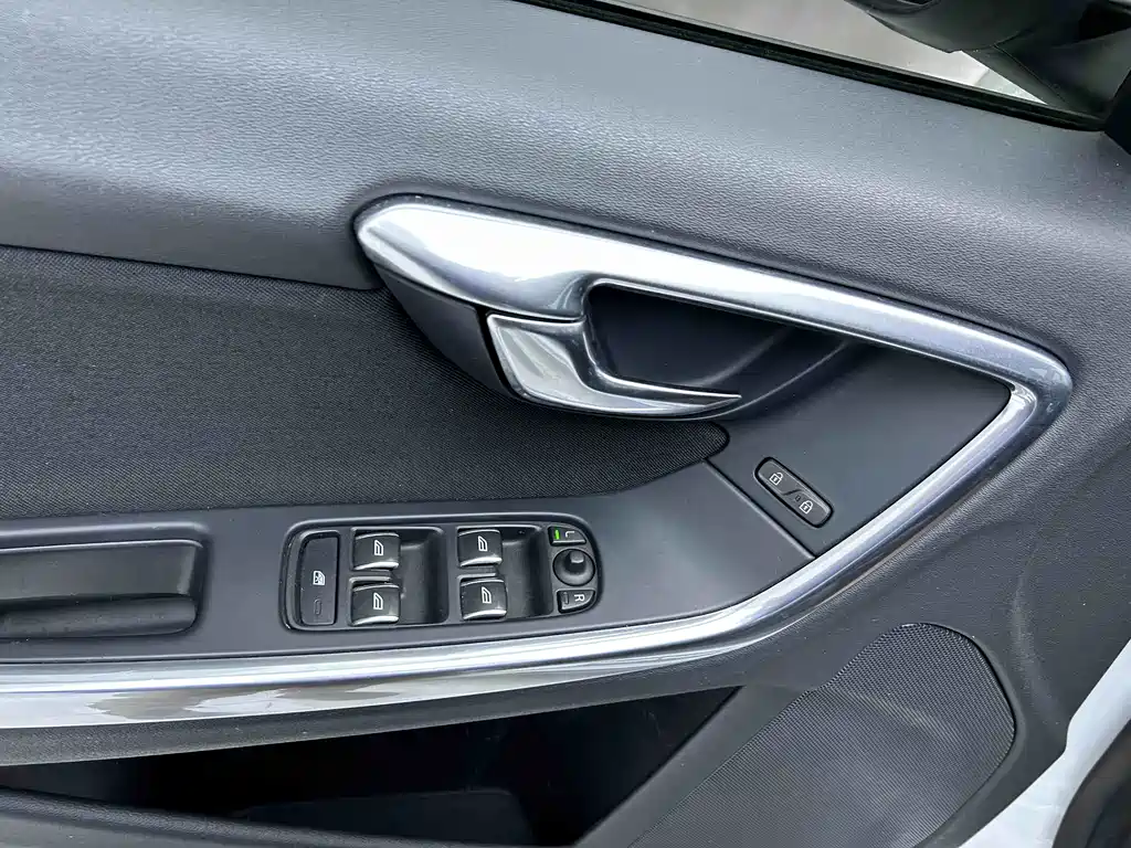 Volvo S60 2016 S60L T3 SmartDrive Edition