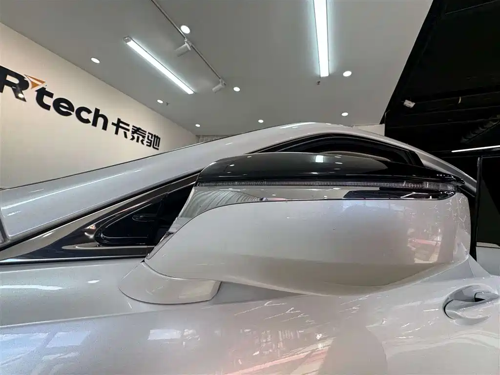 Lexus ES 2020 200 Excellence Edition