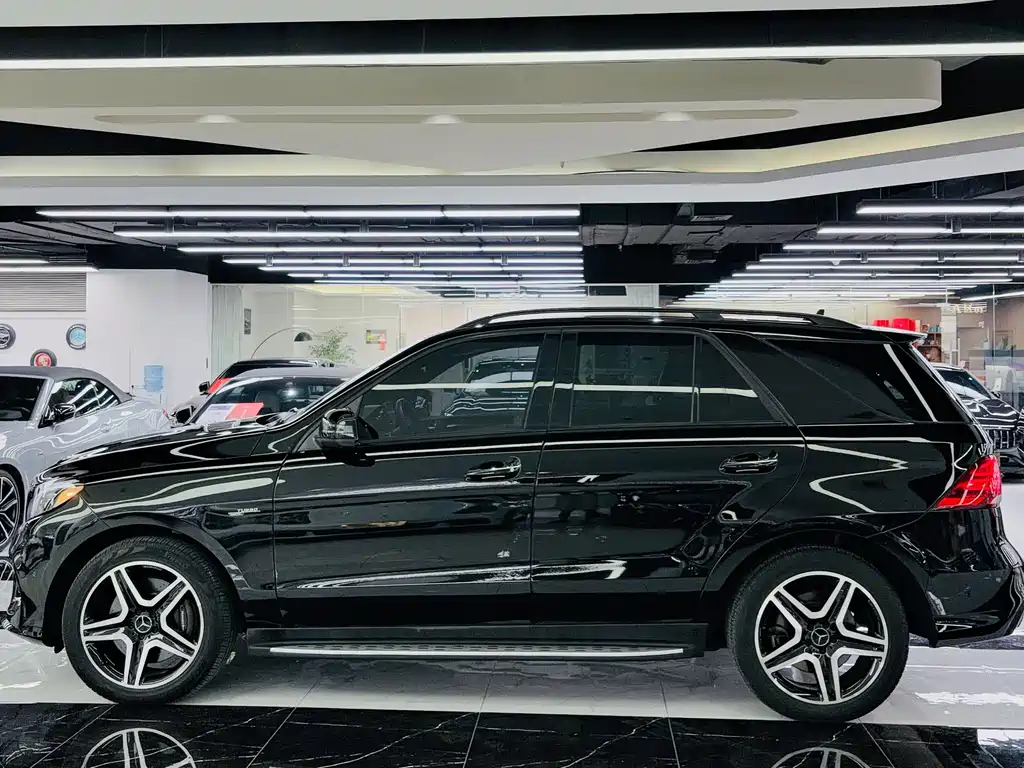 Mercedes-Benz GLE AMG 2017 Model AMG GLE 43 4MATIC