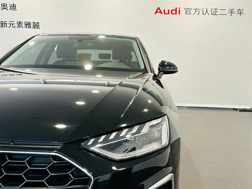 Audi A4L 2022 40 TFSI Luxury Dynamic Edition