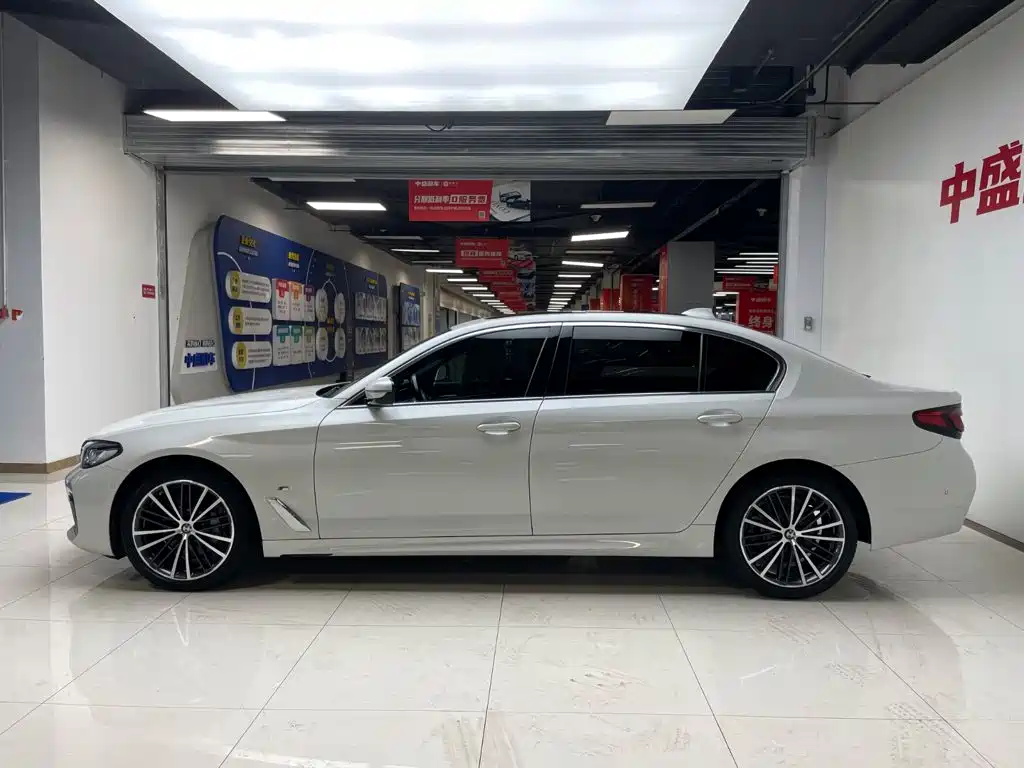 BMW 5 Series 2022 530Li xDrive M Sport Package