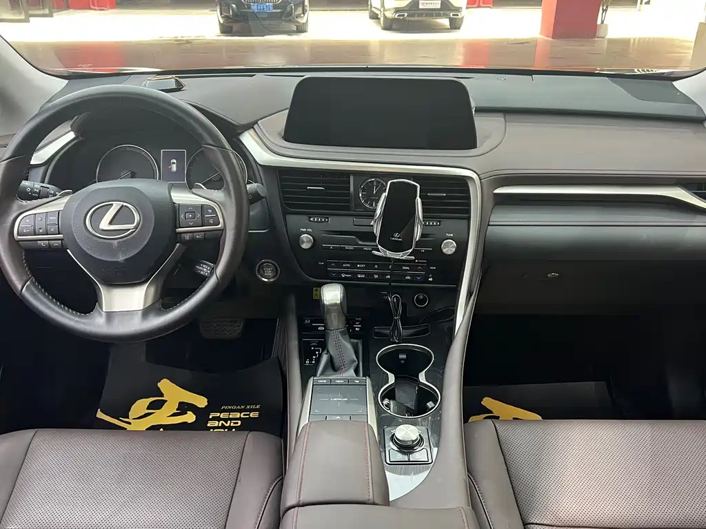 Lexus RX 2020 Facelift 300 4WD Elegant Edition