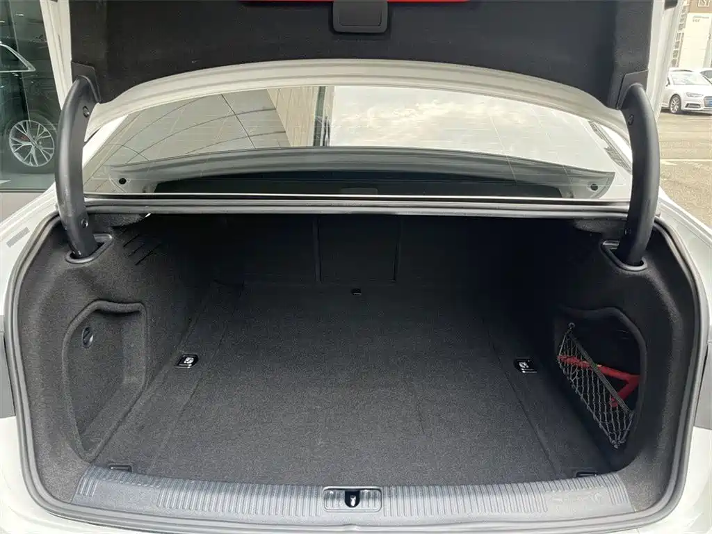 Audi A4L 2020 40 TFSI Fashion Dynamic Edition
