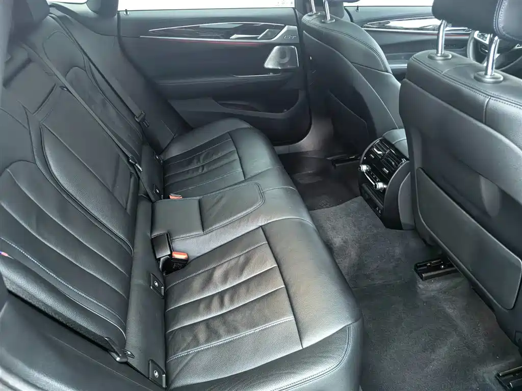 BMW 6 Series GT 2024 630i M Sport Line
