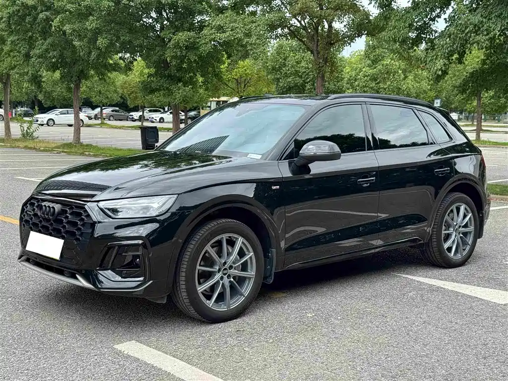 Audi Q5L 2023 40T Premium Dynamic Edition
