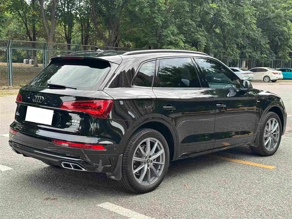 Audi Q5L 2023 40T Premium Dynamic Edition