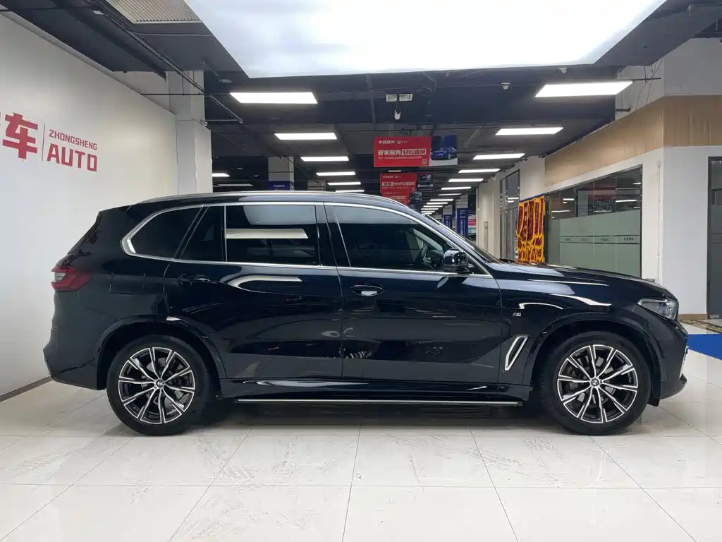 BMW X5 2022 Model Refresh xDrive 30Li M Sport Package