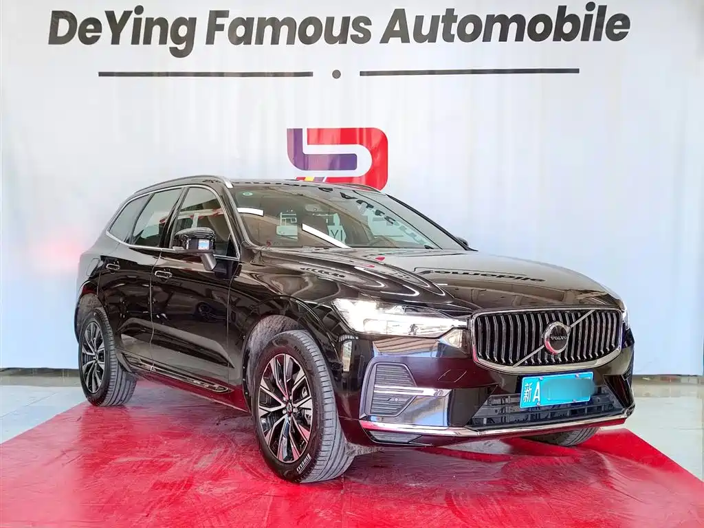 Volvo XC60 2025 B5 AWD Intelligent Distance Luxury Edition