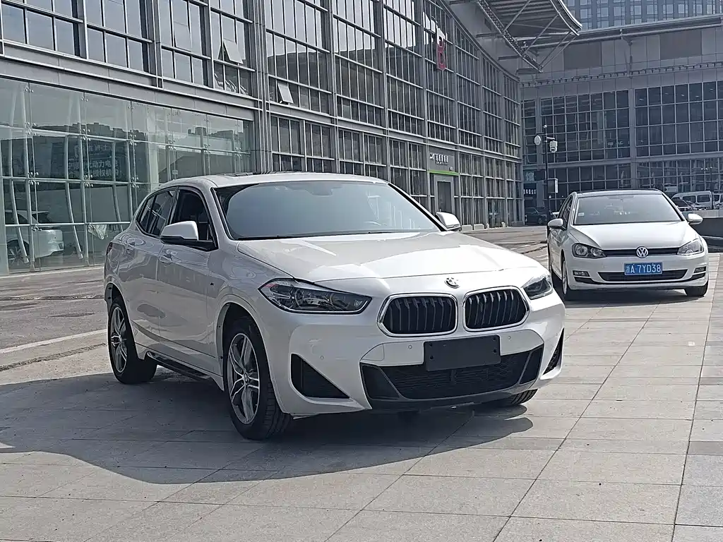 BMW X2 2020 sDrive25i Leading Edition M Sport Package