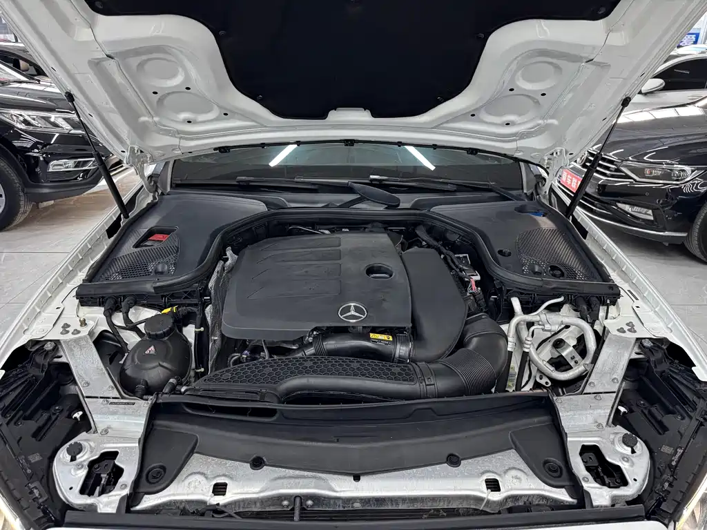 Mercedes E-Class 2019 Facelift E 300 L Sporty and Stylish Model