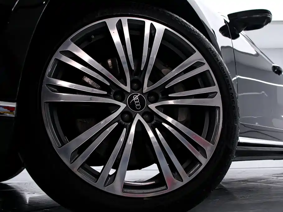 Audi A8 2021 model A8L 55 TFSI quattro Prestige Edition
