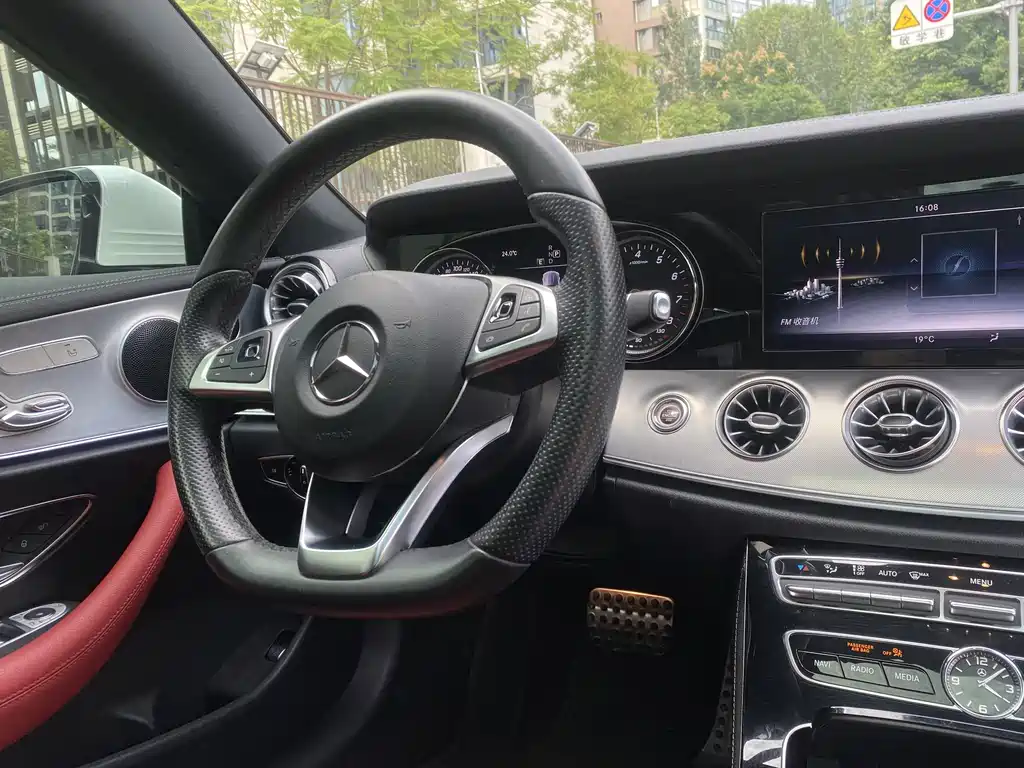 Mercedes-Benz E-Class (Import) 2017 E 200 Coupe