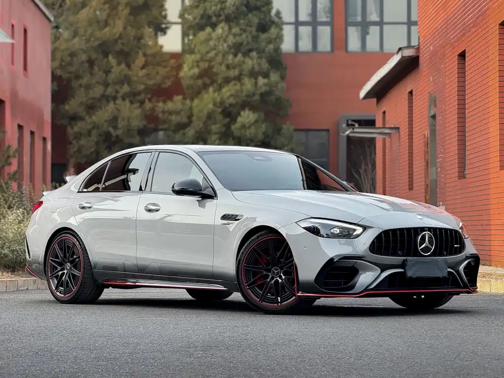 AMG C 63 S E PERFORMANCE F1 Special Edition 2024