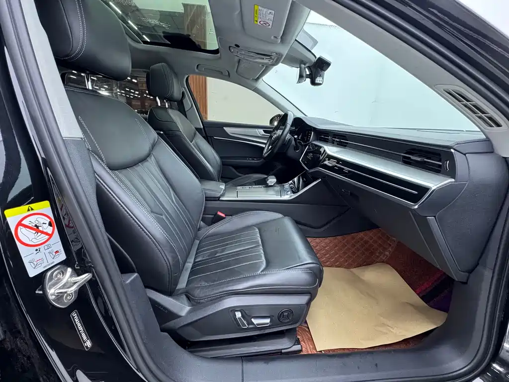 Audi A6L 2023 Facelift 45 TFSI Prestige Edition
