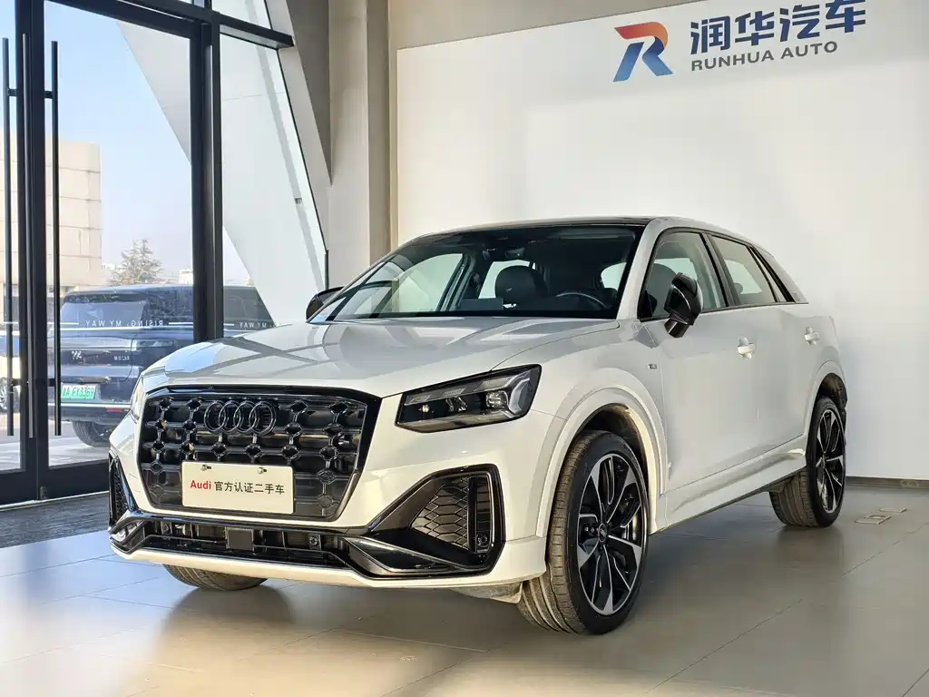 Audi Q2L 2024 35TFSI Premium Dynamic Edition