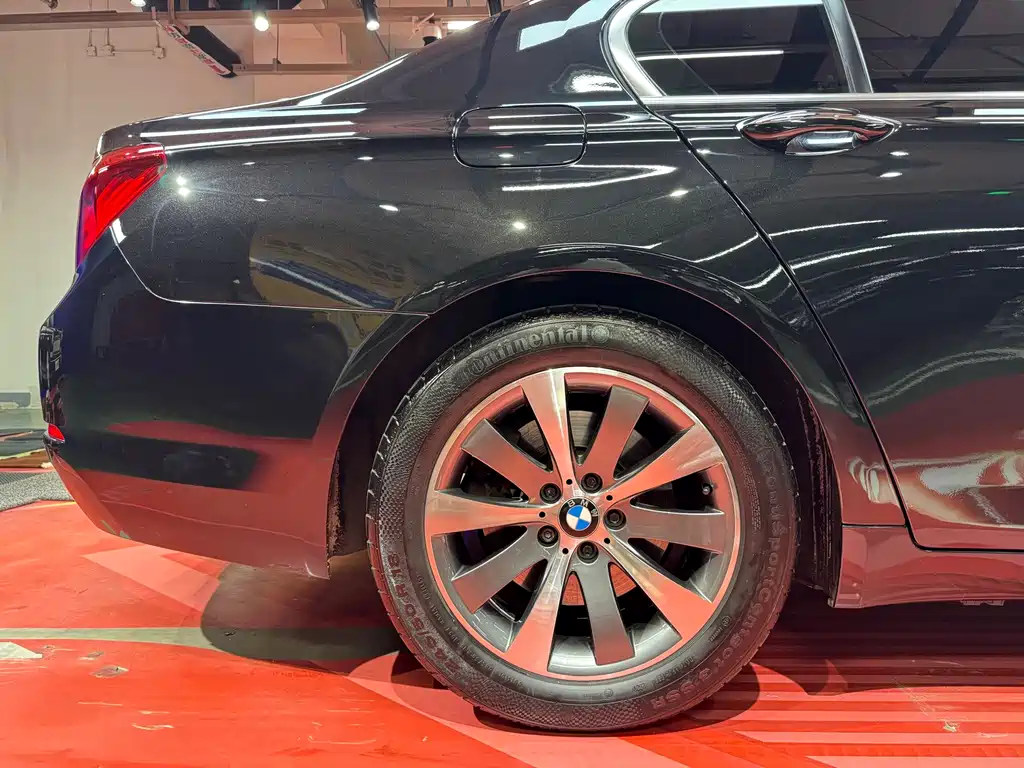 BMW 7 Series 2013 730Li Leading Edition