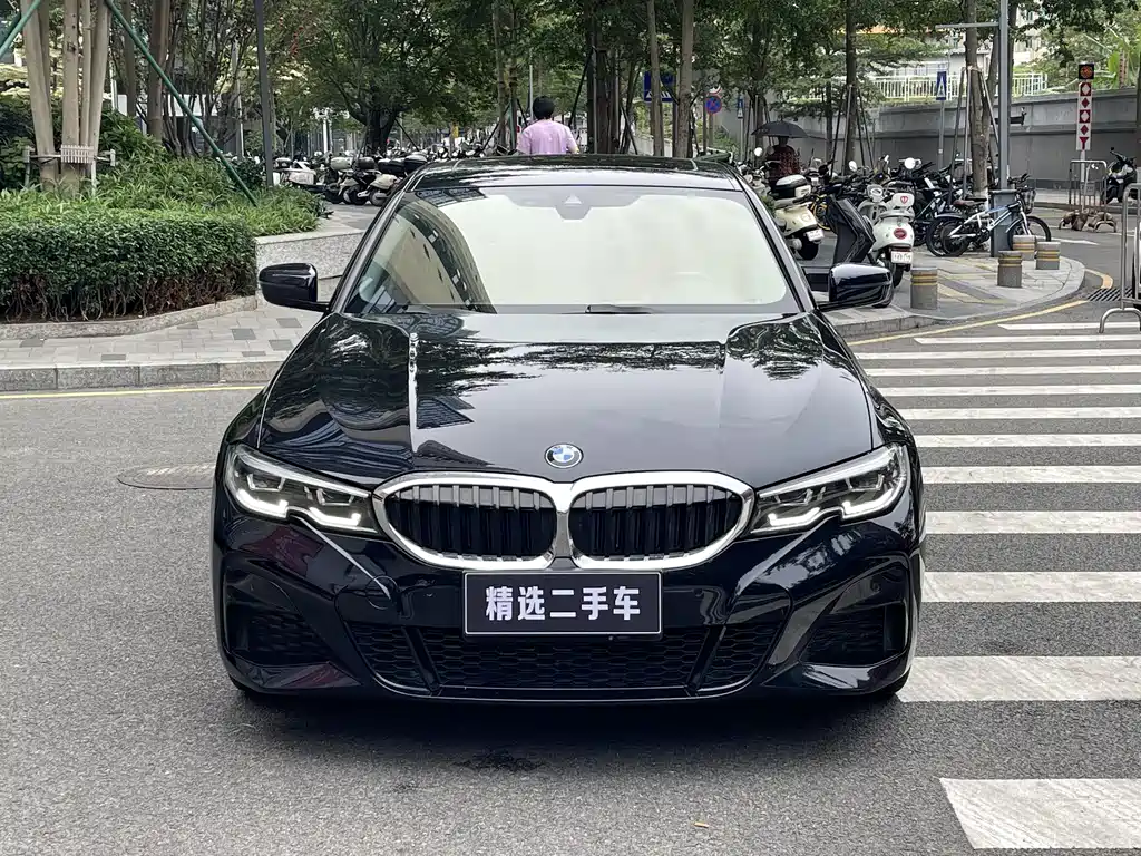 BMW 3 Series 2022 325Li M Sport Package