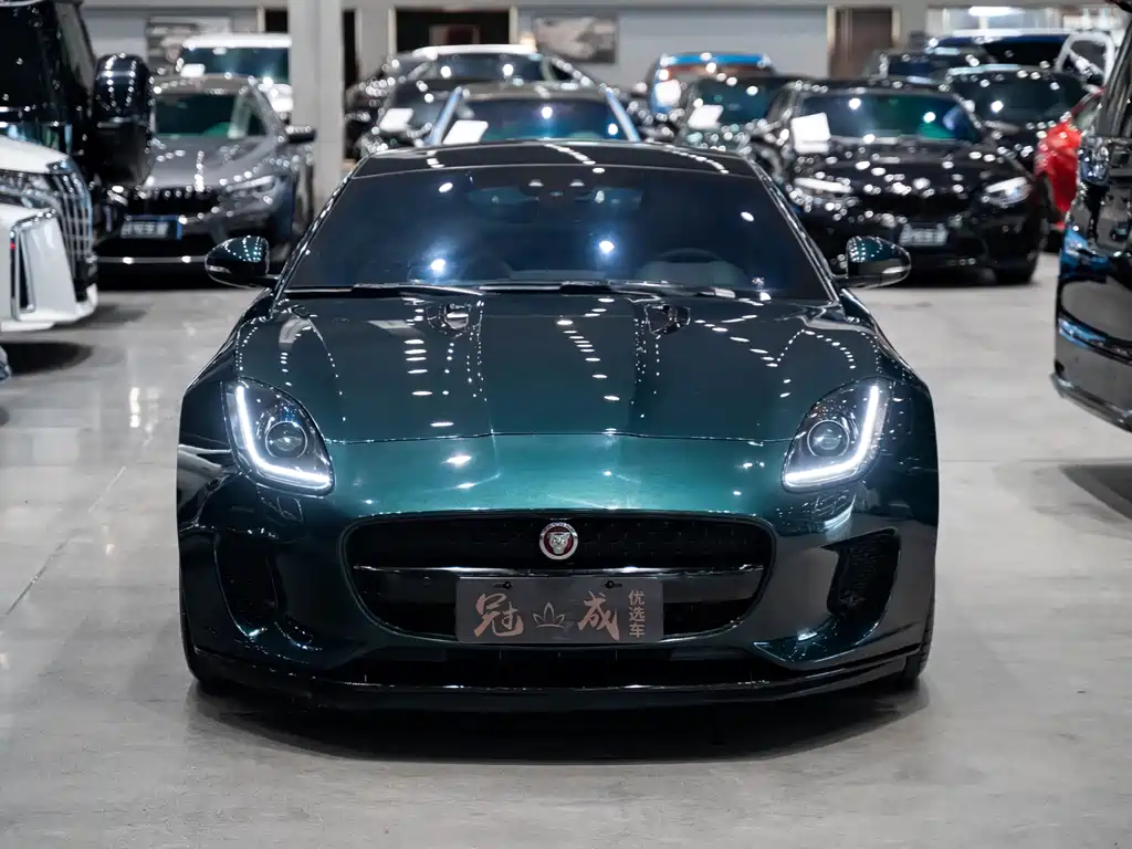 Jaguar F-TYPE 2019 2.0T Hardtop Edition