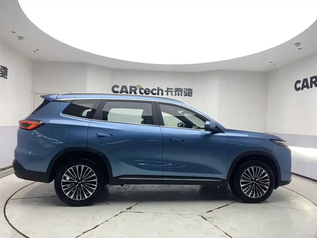 Ruihu 8 PLUS C-DM 2025 Edition 1.5T 116km Prestige 5-seat