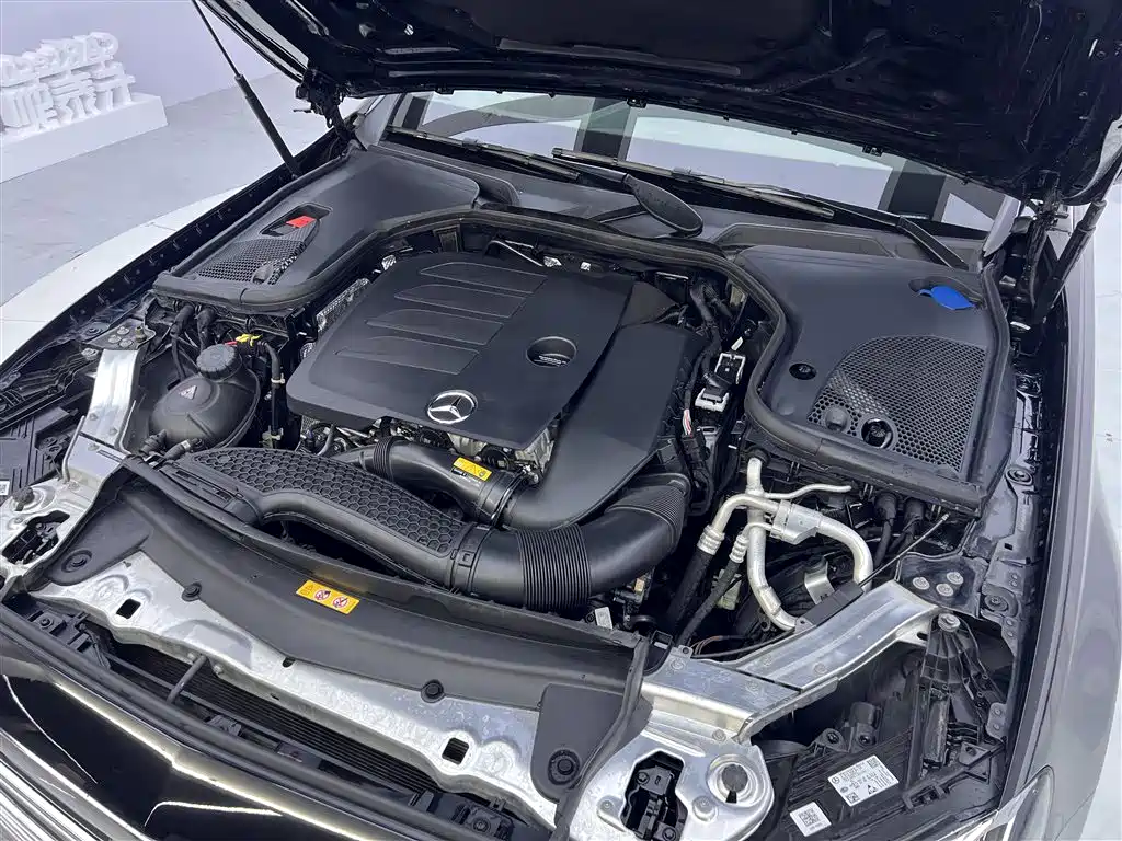 Mercedes-Benz E-Class 2023 Model Year Restyled E 300 L Luxury Edition
