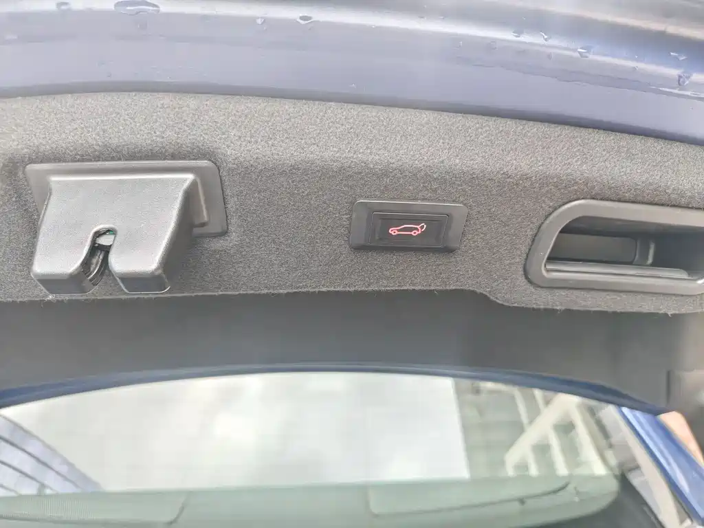Cadillac CT5 2020 model restyled 28T Luxury Edition
